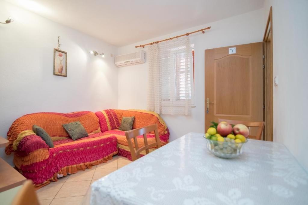 Apartments Longo Supetar Ngoại thất bức ảnh